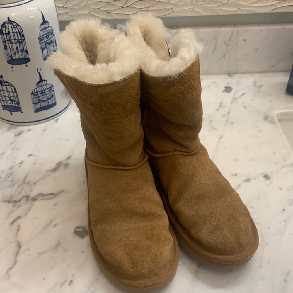 Kookaburra by UGG size 7 boots excellent condition suede with